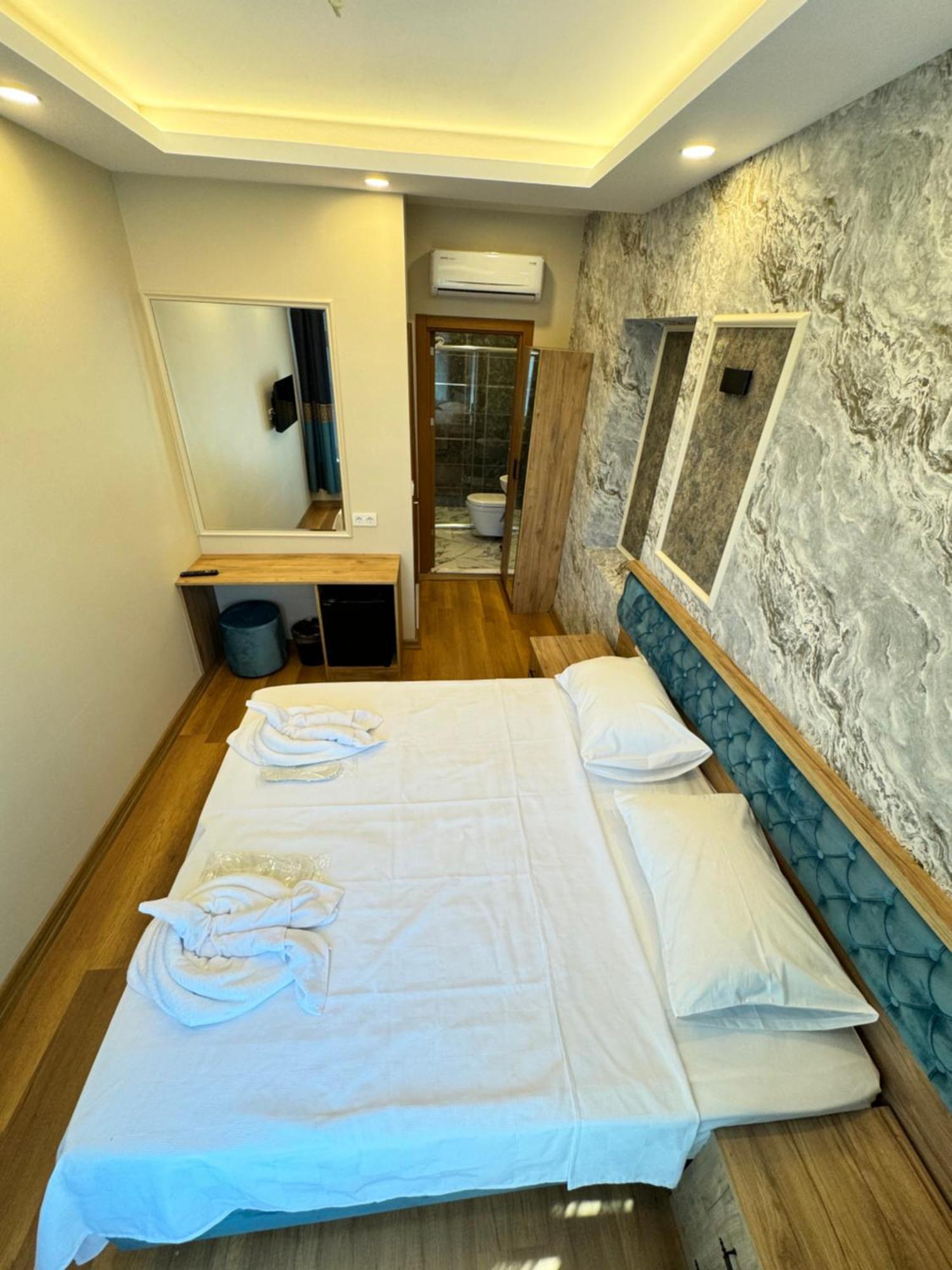 Otel Riverside