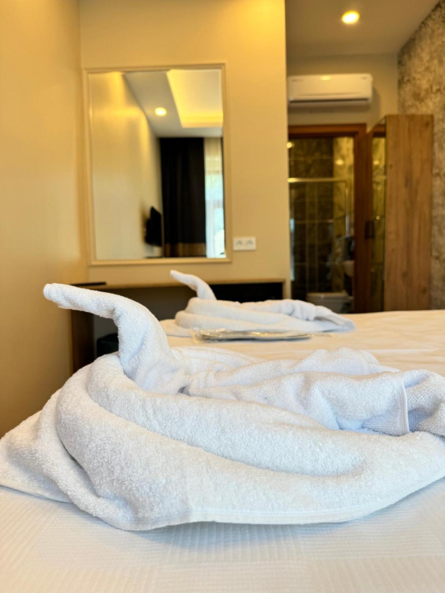 Otel Riverside 3*